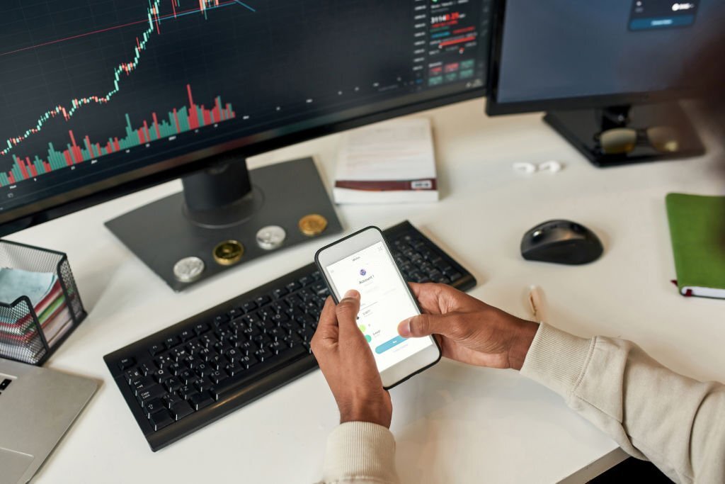 Como Operar Câmbio com Conta Micro: Guia Completo